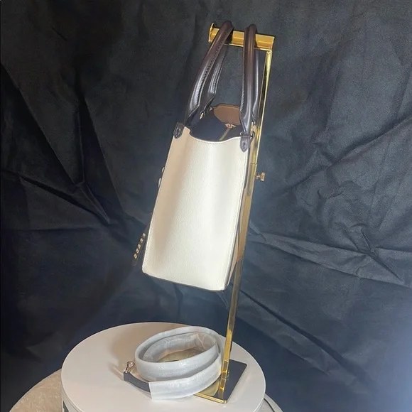 Michael Kors Tan and White Women's Bag - Picture 5 of 13